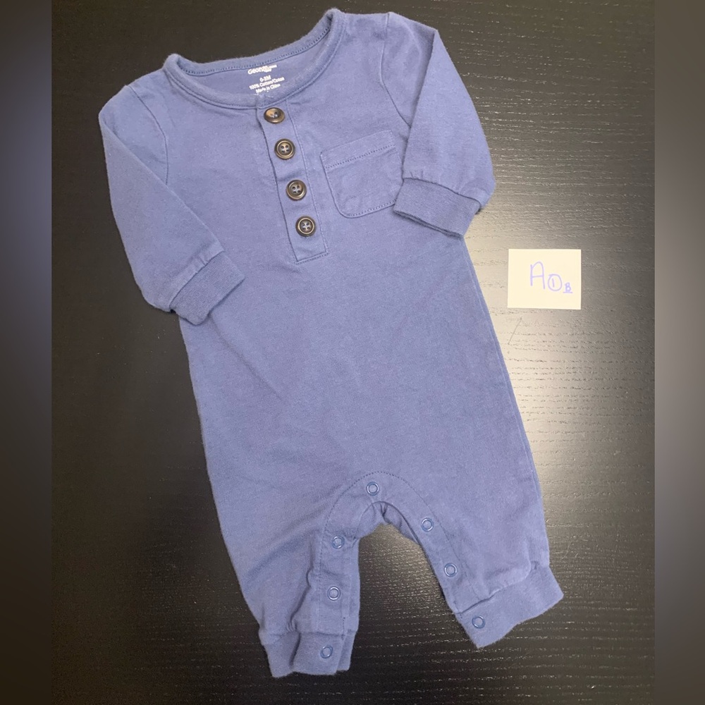 $4.00 with Bundle 💝— George One Piece Footless Outfit
